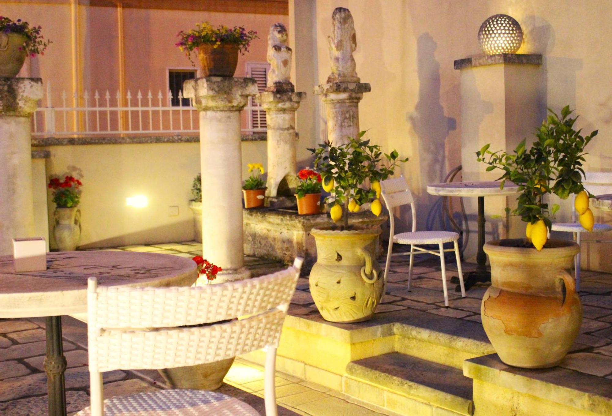 Palazzo Aurora Bed & Breakfast Alezio Luaran gambar